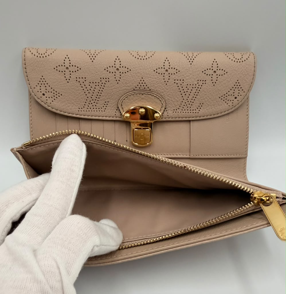 Louis Vuitton Mahina Amelia Wallet — Blush Pink Perforated Leather, Gold Hardware