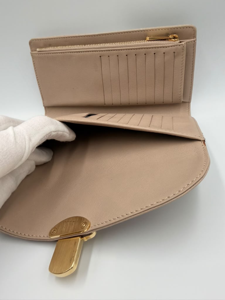 Louis Vuitton Mahina Amelia Wallet — Blush Pink Perforated Leather, Gold Hardware