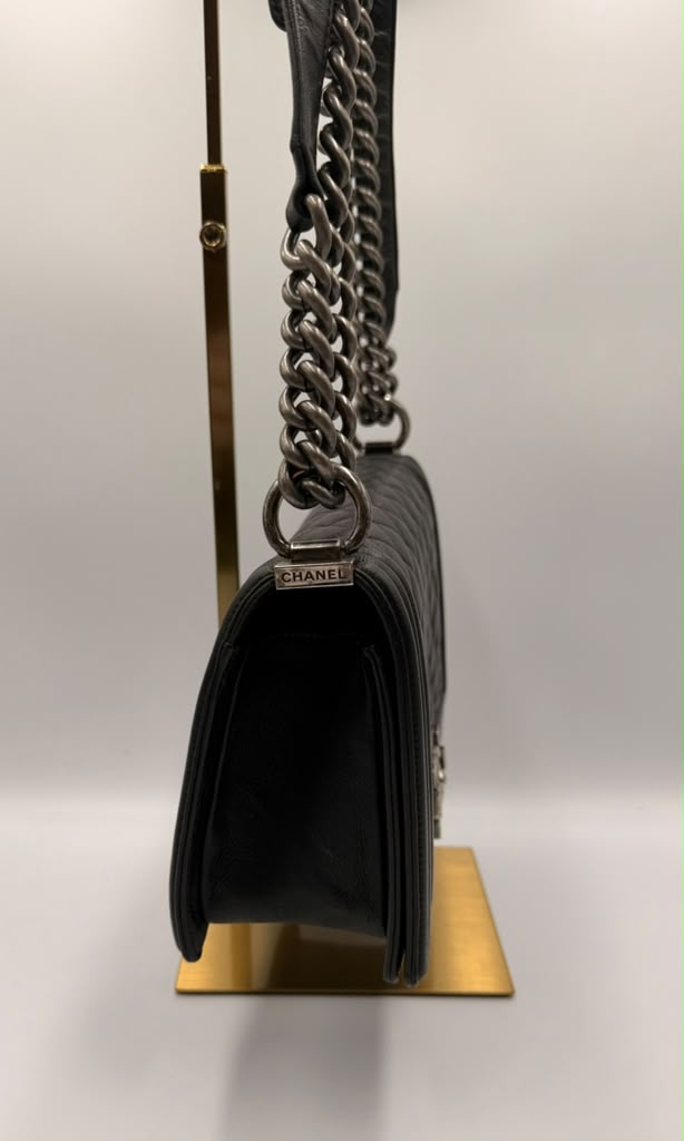 Chanel Boy Bag Old Medium — Black Quilted Calfskin, Ruthenium Hardware