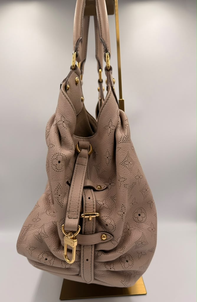 Louis Vuitton Mahina XL Hobo — Blush Pink Perforated Leather, Gold Hardware