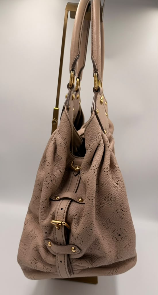Louis Vuitton Mahina XL Hobo — Blush Pink Perforated Leather, Gold Hardware
