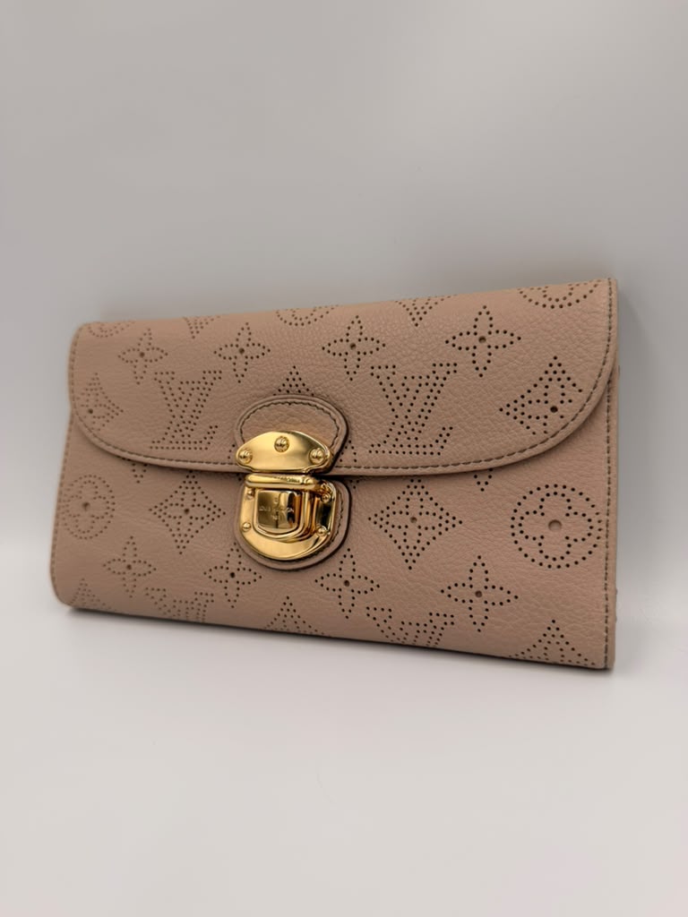 Louis Vuitton Mahina Amelia Wallet — Blush Pink Perforated Leather, Gold Hardware