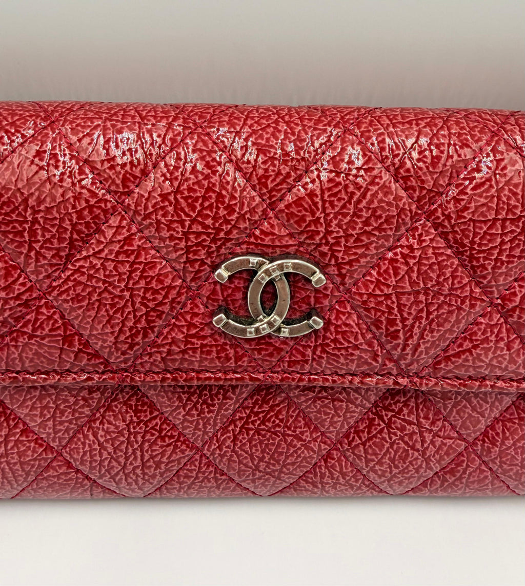 Chanel Chevron Flap Wallet on Chain — Red
