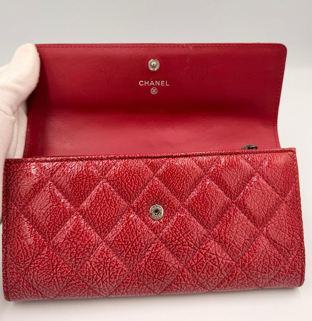 Chanel Chevron Flap Wallet on Chain — Red