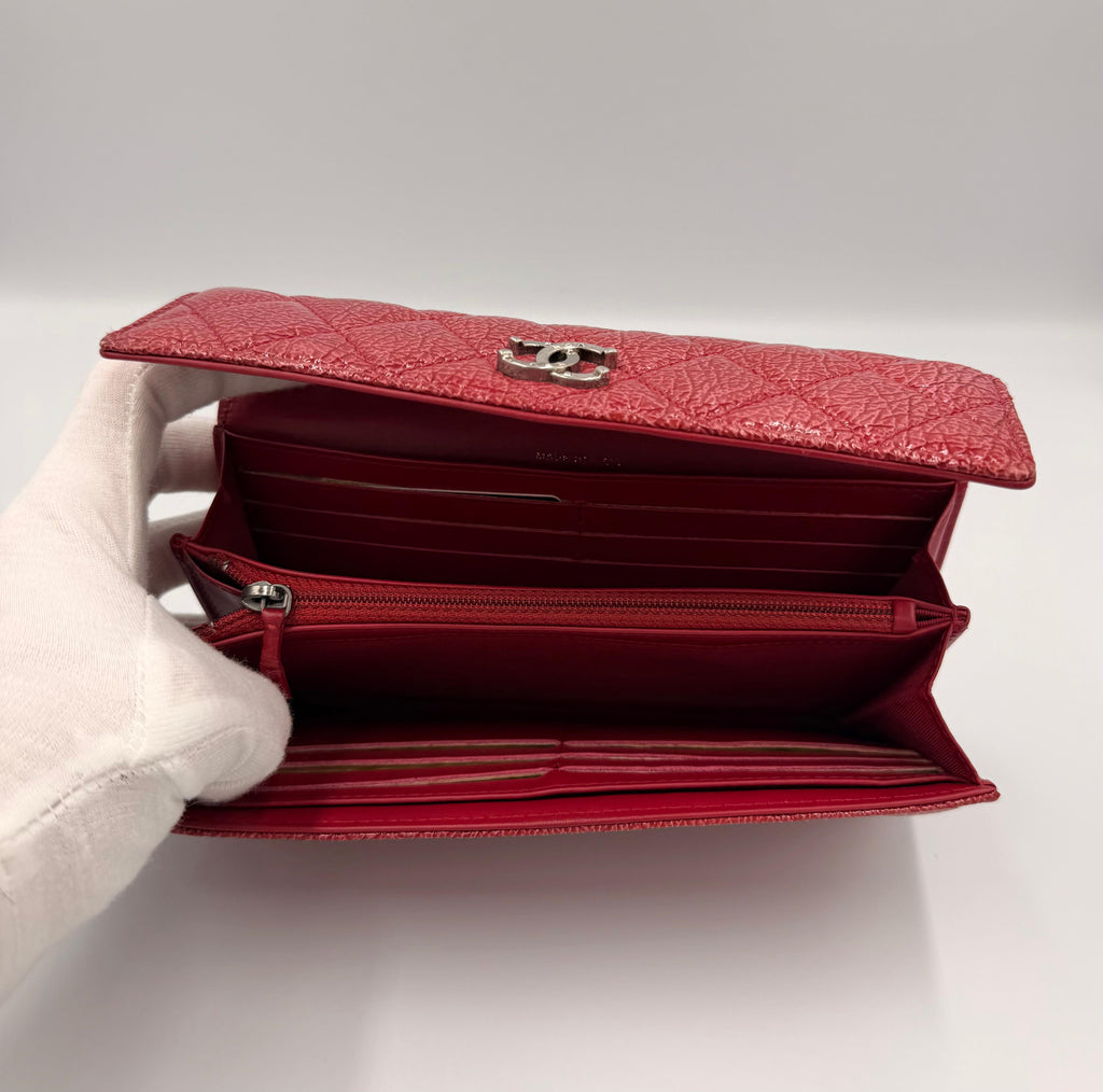 Chanel Chevron Flap Wallet on Chain — Red