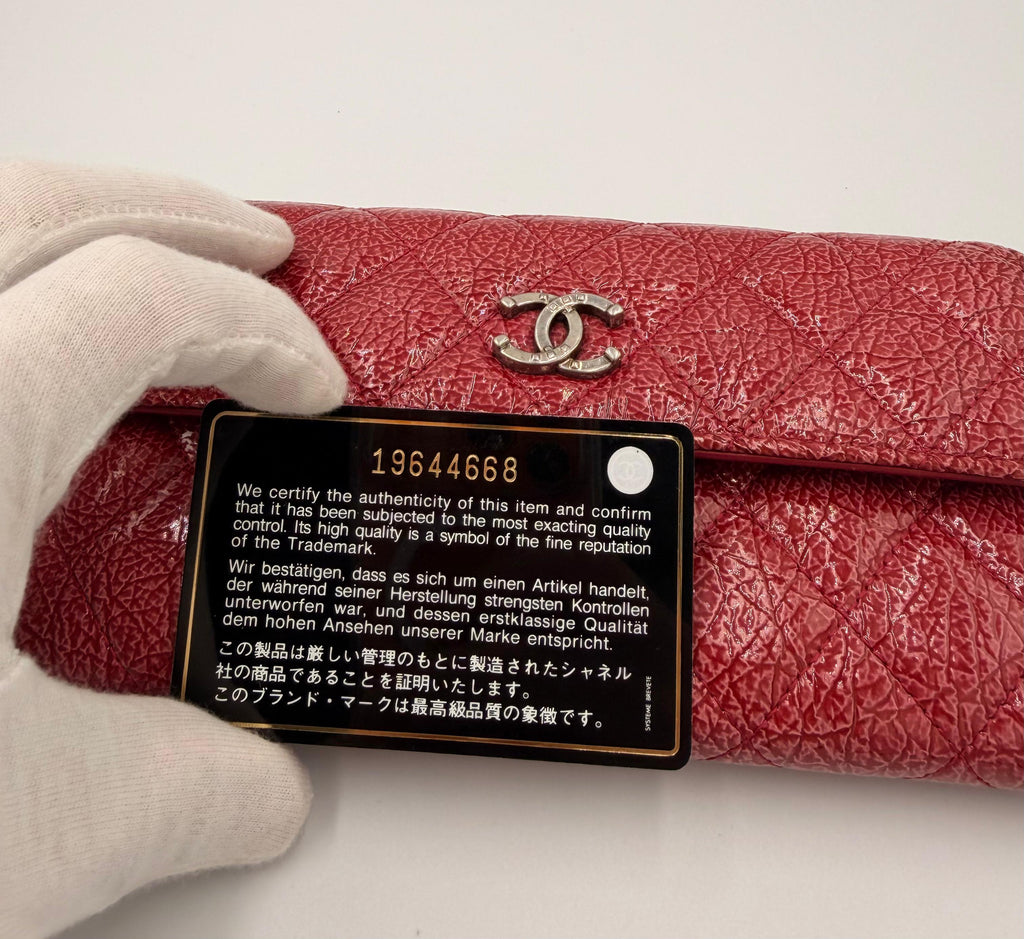 Chanel Chevron Flap Wallet on Chain — Red