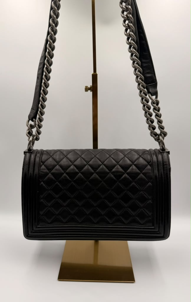 Chanel Boy Bag Old Medium — Black Quilted Calfskin, Ruthenium Hardware
