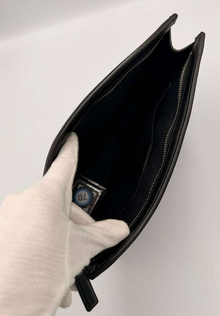 Gucci GG Supreme Web Pouch — Black/Grey