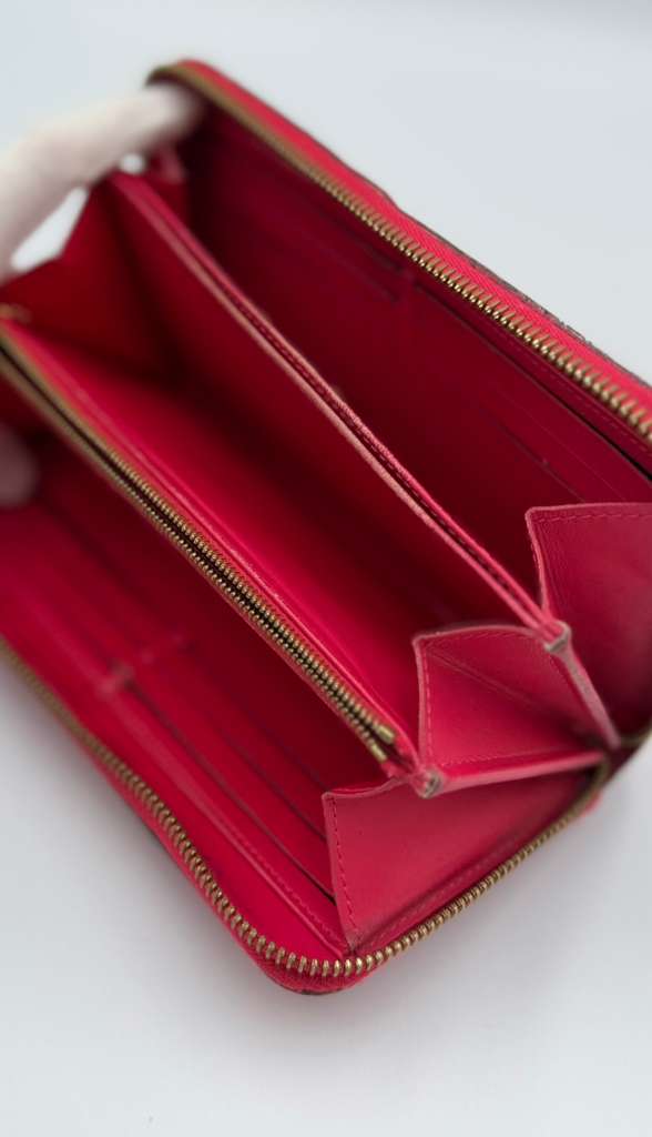 Louis Vuitton Zippy Wallet — Monogram Vernis, Rose Litchi