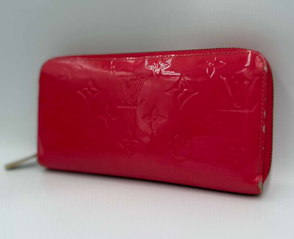 Louis Vuitton Zippy Wallet — Monogram Vernis, Rose Litchi