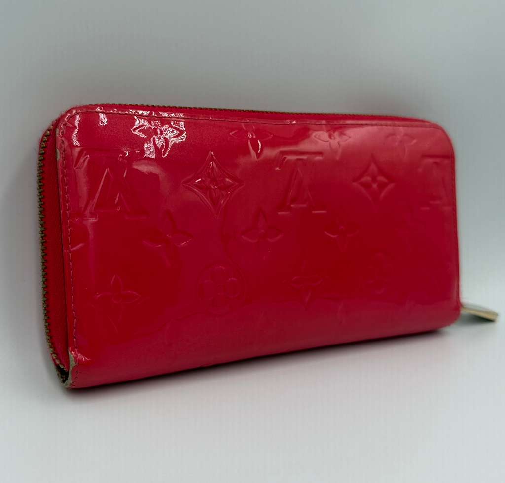 Louis Vuitton Zippy Wallet — Monogram Vernis, Rose Litchi