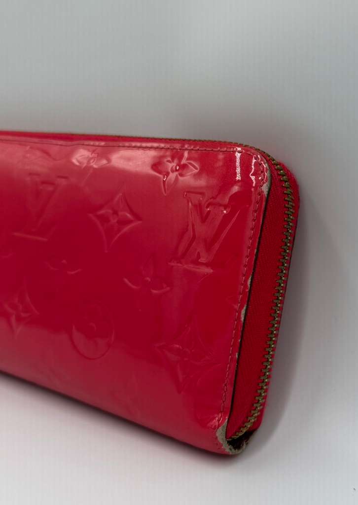 Louis Vuitton Zippy Wallet — Monogram Vernis, Rose Litchi