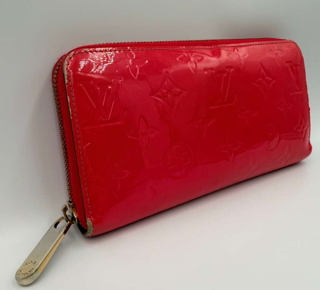 Louis Vuitton Zippy Wallet — Monogram Vernis, Rose Litchi