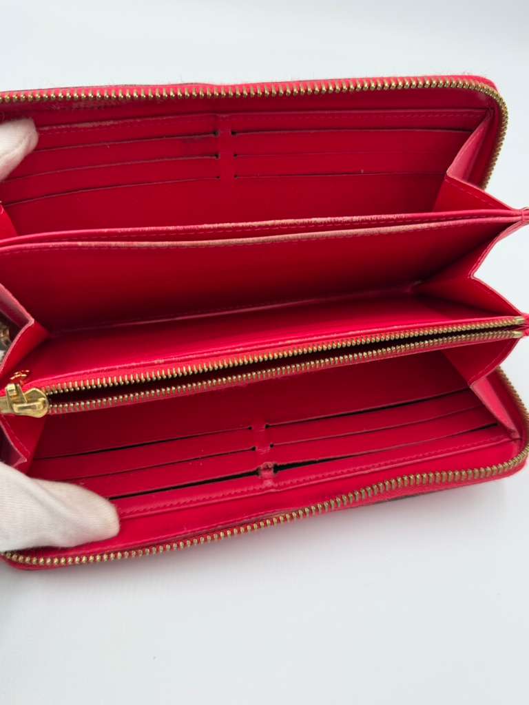 Louis Vuitton Zippy Wallet — Monogram Vernis, Rose Litchi