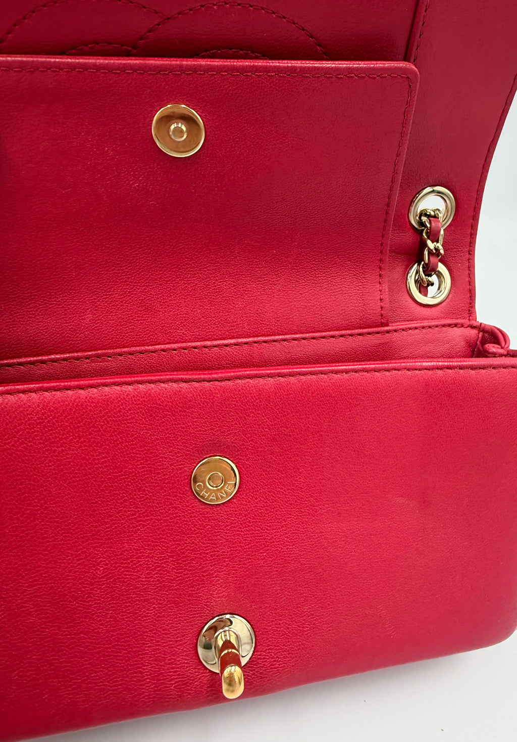 Chanel Mademoiselle Vintage Flap — Fuchsia