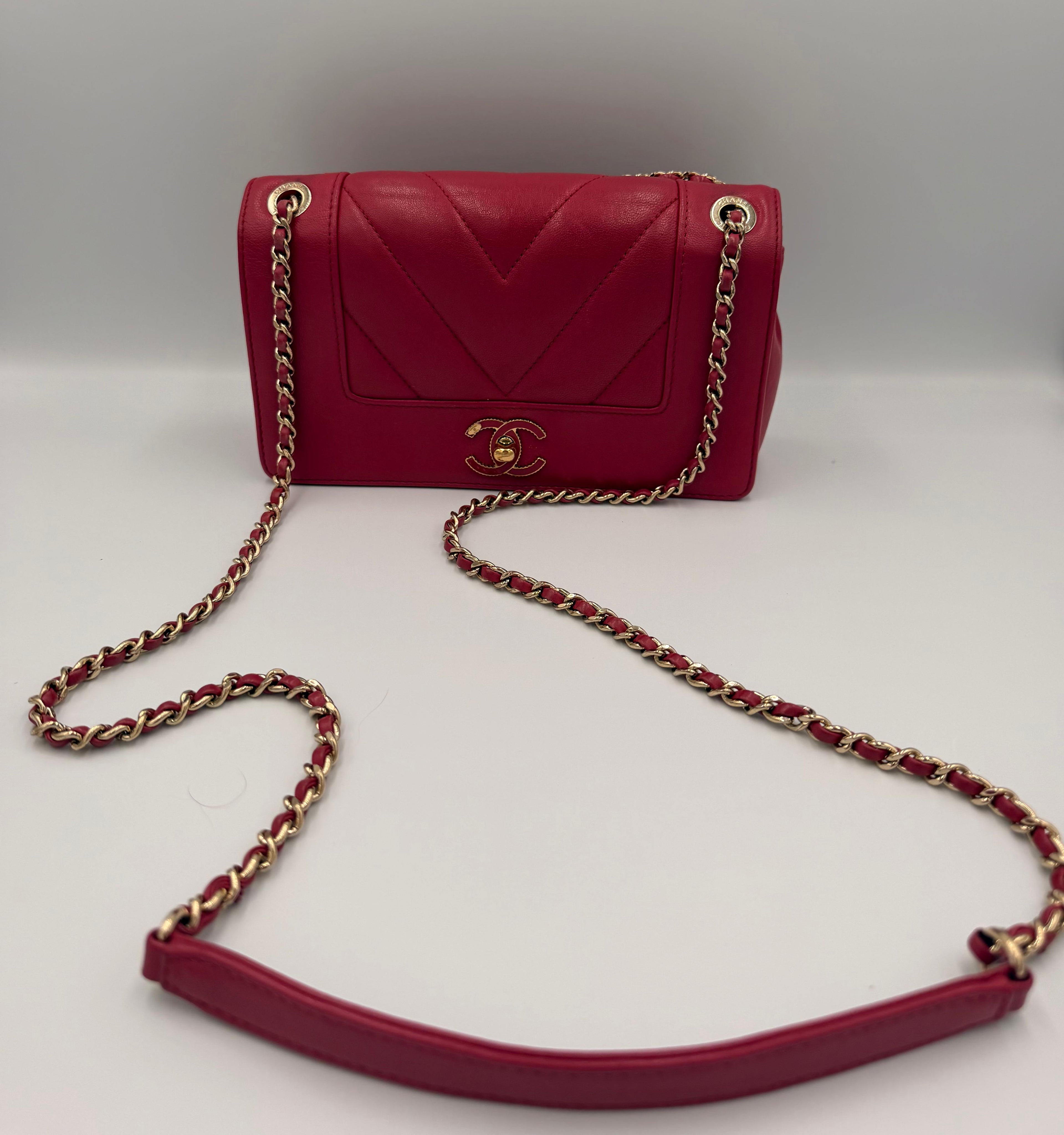 Chanel Mademoiselle Vintage Flap — Fuchsia
